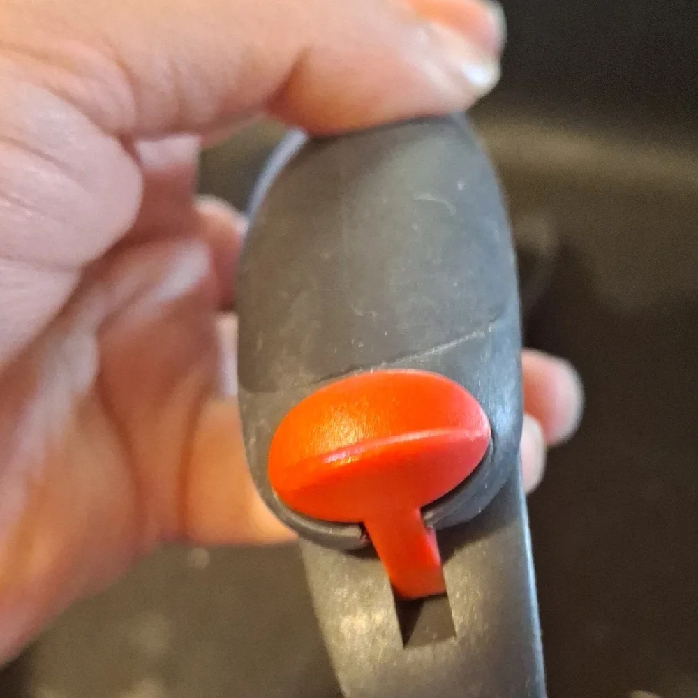 The Pampered Chef Double-bladed Kitchen Shears Locking